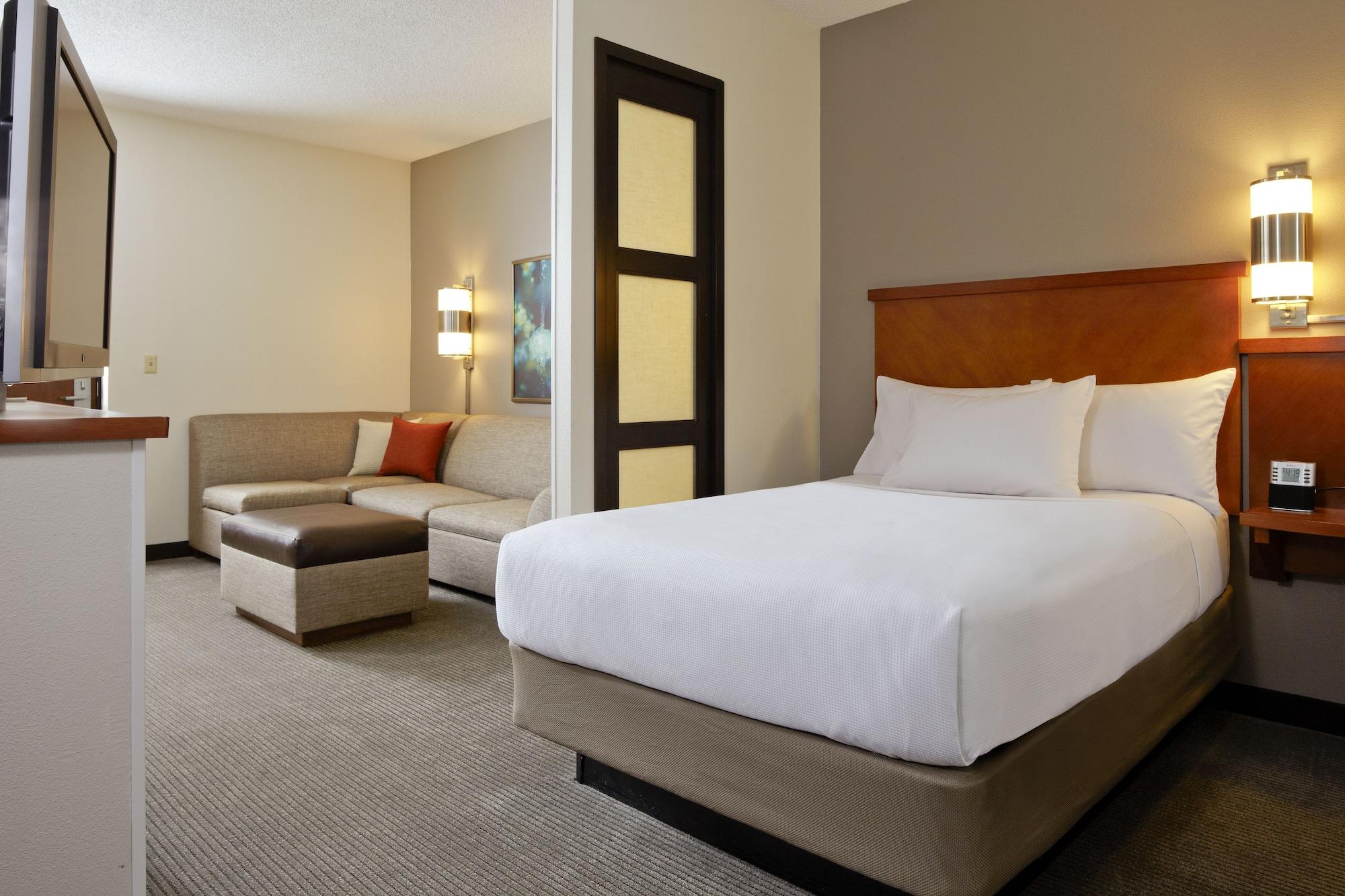 Hyatt Place Across From Universal Orlando Resort Extérieur photo