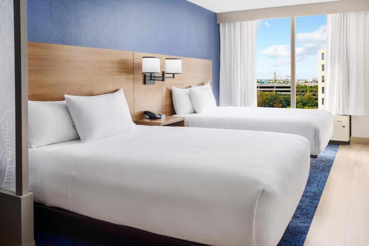 Hyatt Place Across From Universal Orlando Resort Extérieur photo