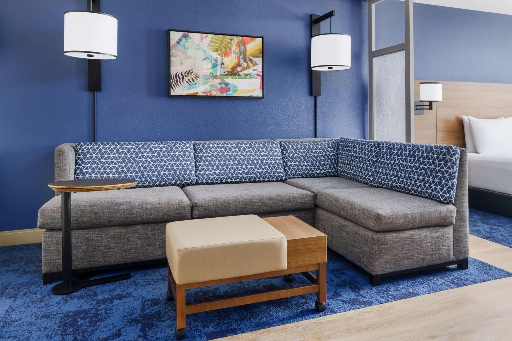 Hyatt Place Across From Universal Orlando Resort Extérieur photo