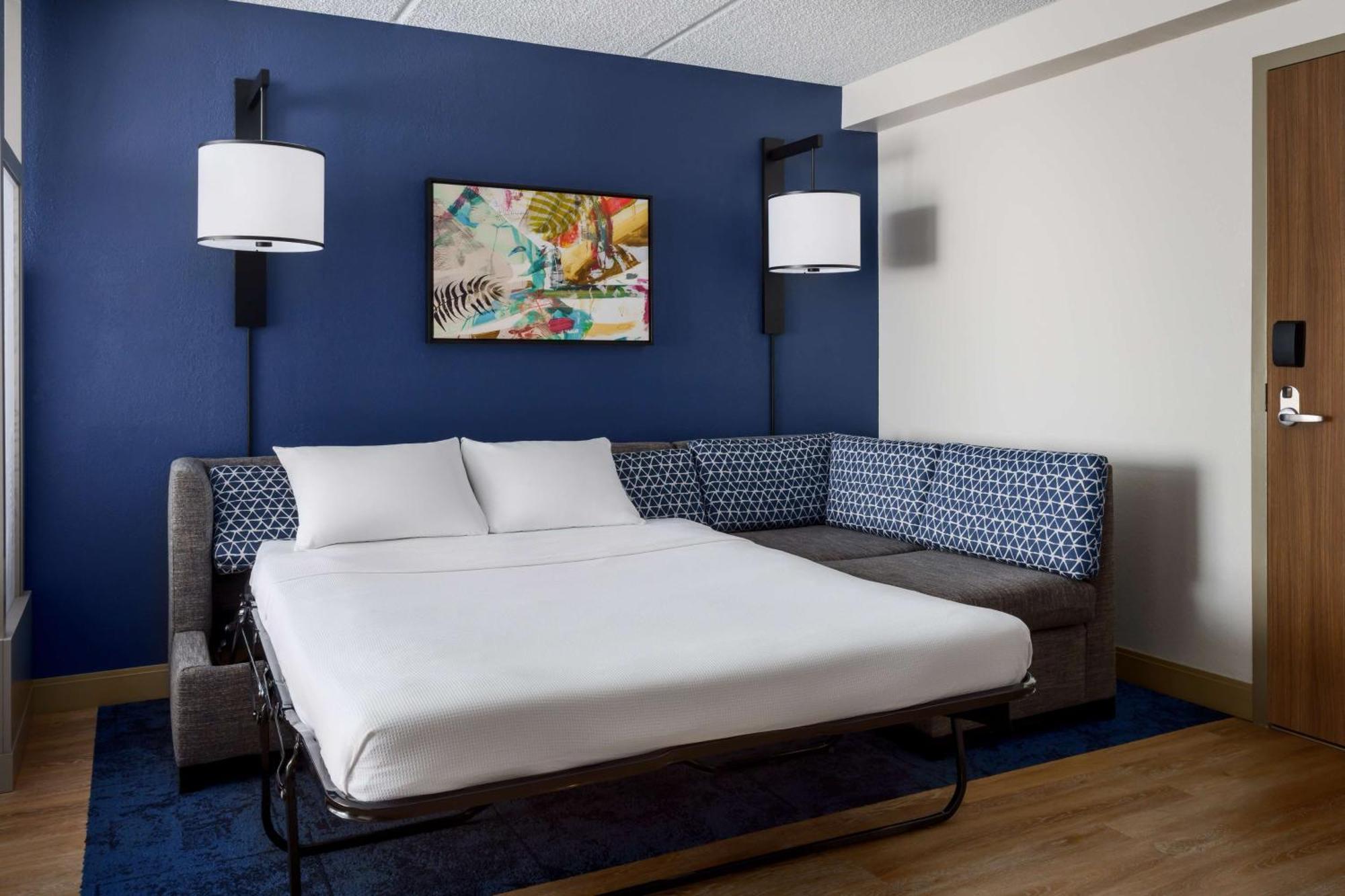 Hyatt Place Across From Universal Orlando Resort Extérieur photo