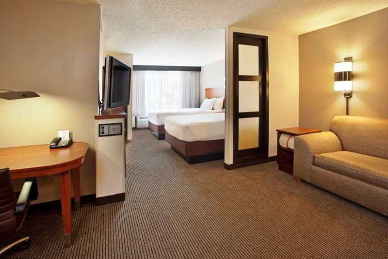 Hyatt Place Across From Universal Orlando Resort Extérieur photo